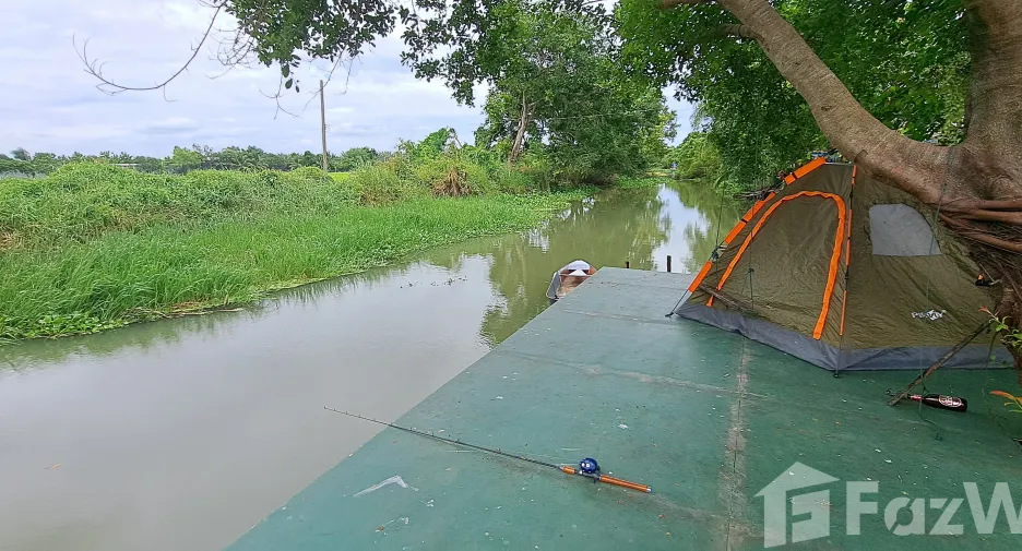 For sale 4 bedrooms house in Nakhon Chai Si, Nakhon Pathom