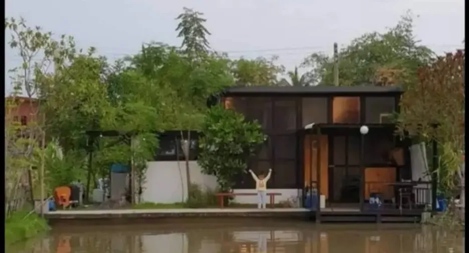 For sale 4 bedrooms house in Nakhon Chai Si, Nakhon Pathom