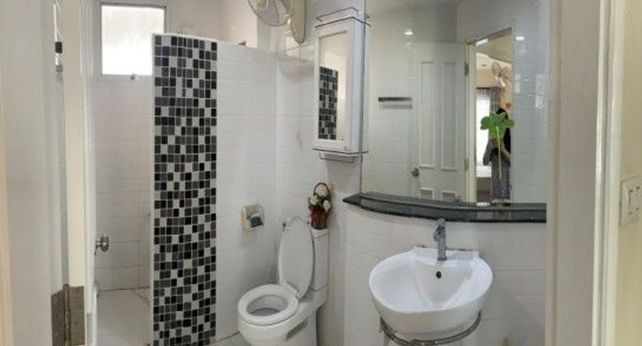 For rent and for sale 3 bedrooms house in Bang Bua Thong, Nonthaburi
