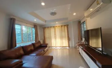 For rent 3 bedrooms house in Pak Kret, Nonthaburi