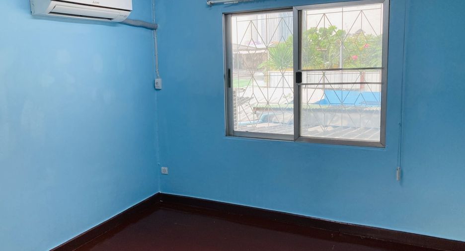 Reihenhaus zum Kauf mit 2 Zimmer in Pak Kret, Nonthaburi