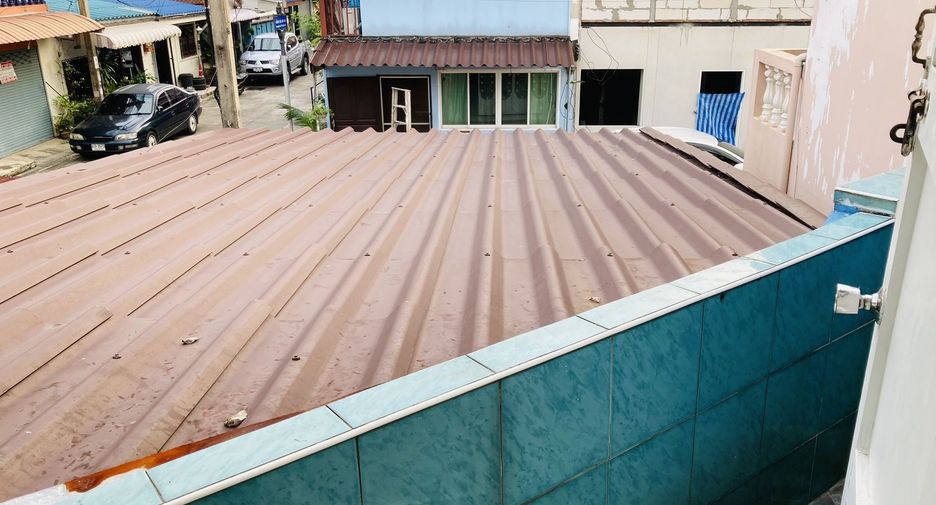 Reihenhaus zum Kauf mit 2 Zimmer in Pak Kret, Nonthaburi