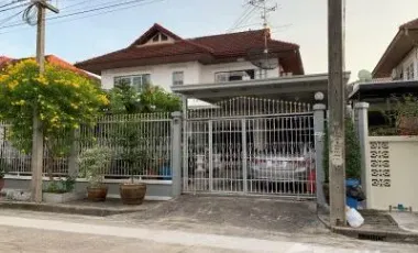 For sale 5 bedrooms house in Mueang Nonthaburi, Nonthaburi