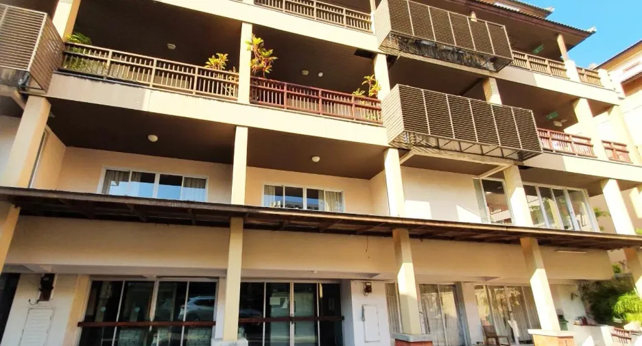 For sale hotel in Mueang Chon Buri, Chonburi