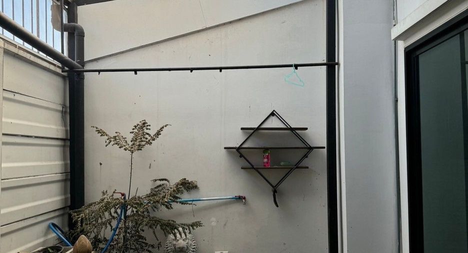 For sale 3 bedrooms townhouse in Lam Luk Ka, Pathum Thani