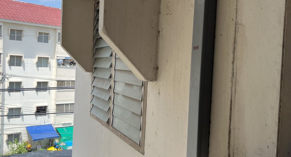 For sale 1 bed condo in Pak Kret, Nonthaburi