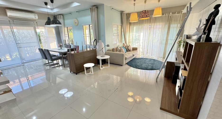 For sale 3 bedrooms house in Mueang Udon Thani, Udon Thani