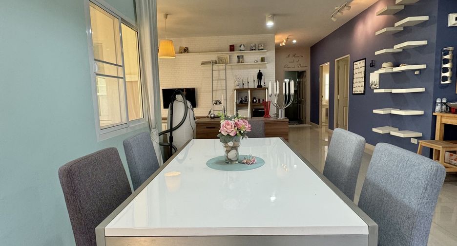 For sale 3 bedrooms house in Mueang Udon Thani, Udon Thani