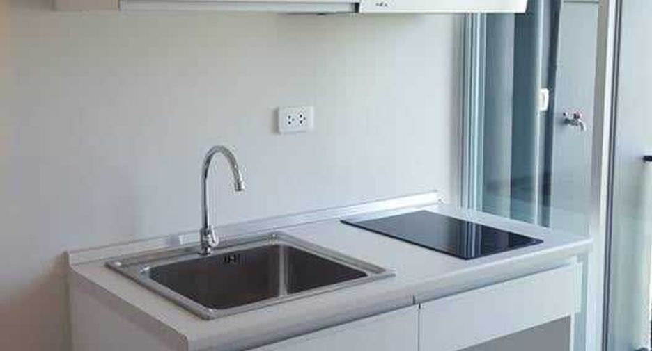 For sale 1 bed condo in Mueang Rayong, Rayong
