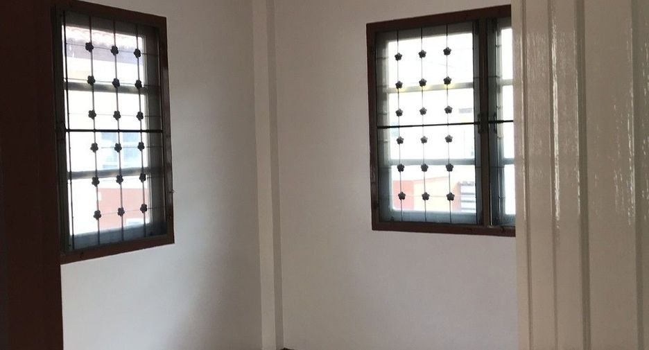 For rent 3 bedrooms house in Bang Bua Thong, Nonthaburi