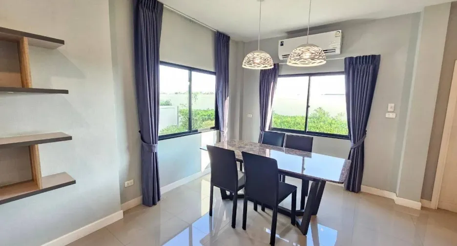 For rent 3 ベッドルーム house in Lam Luk Ka, Pathum Thani