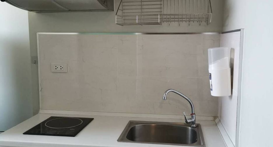 For sale 1 bed condo in Khlong Luang, Pathum Thani