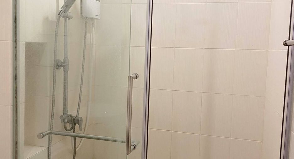 For sale 1 bed condo in Khlong Luang, Pathum Thani