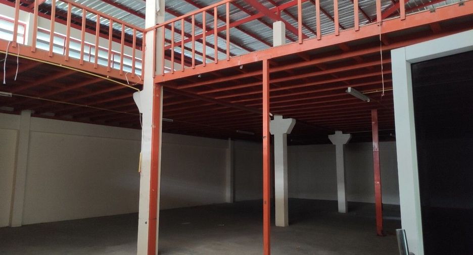 Oficina en venta y en alquiler en Pak Kret, Nonthaburi