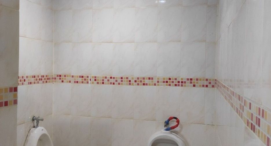 Oficina en venta y en alquiler en Pak Kret, Nonthaburi