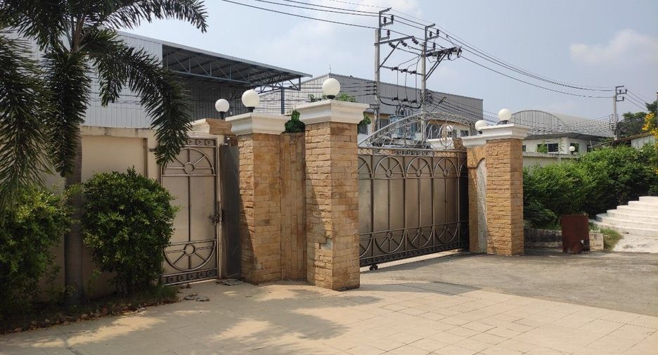 Oficina en venta y en alquiler en Pak Kret, Nonthaburi