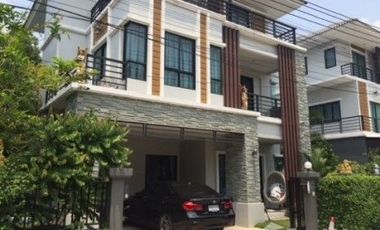 For sale 5 ベッドルーム house in Mueang Nonthaburi, Nonthaburi