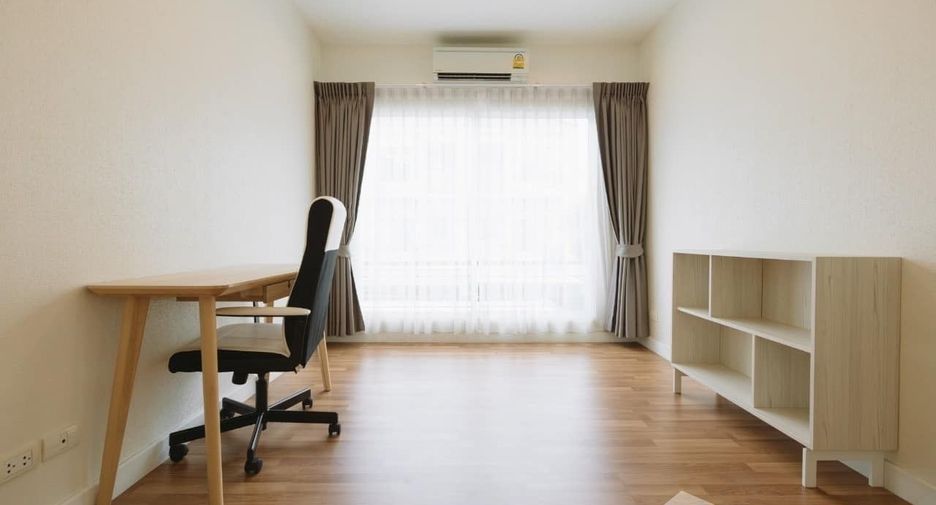 For sale 3 bedrooms townhouse in Mueang Nonthaburi, Nonthaburi