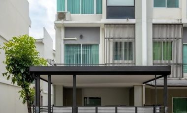 Casa adosada en venta de 3 habitaciones en Mueang Nonthaburi, Nonthaburi