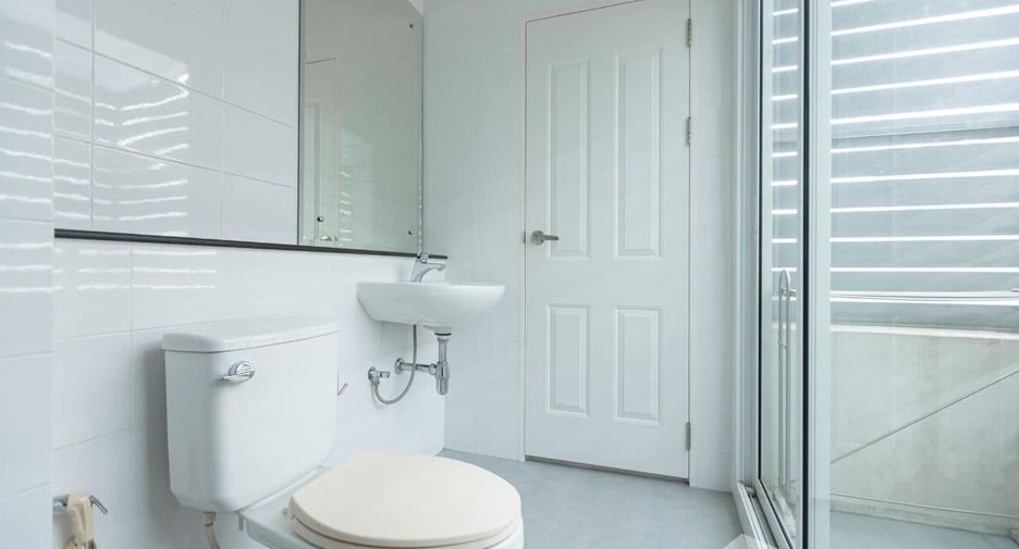 For sale 3 bedrooms townhouse in Mueang Nonthaburi, Nonthaburi