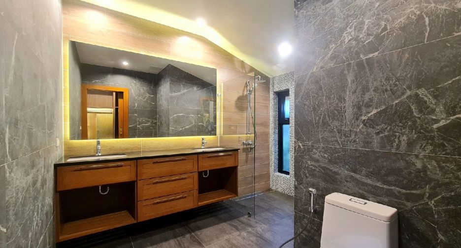 For rent 3 bedrooms house in Hua Hin, Prachuap Khiri Khan