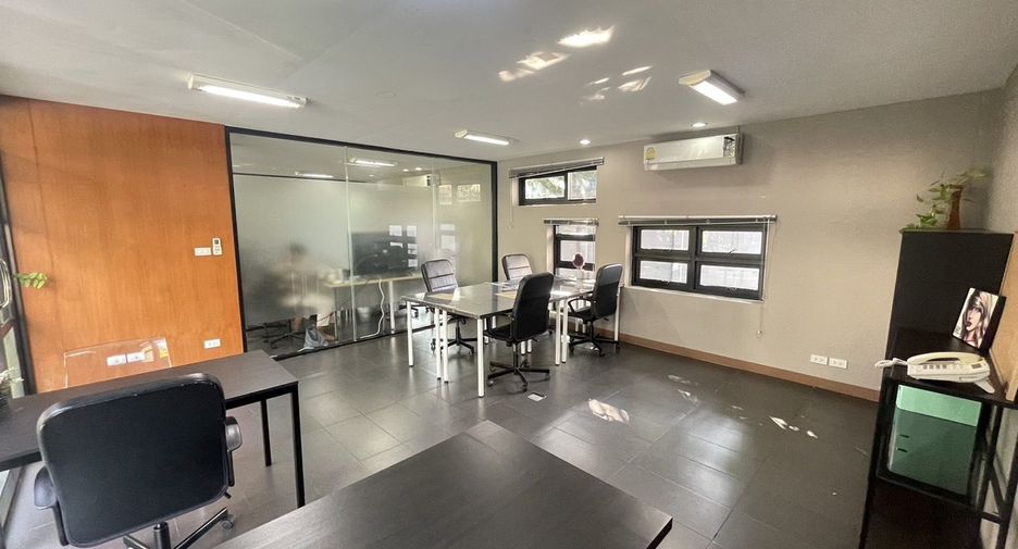 À louer bureau à Mueang Chiang Mai, Chiang Mai