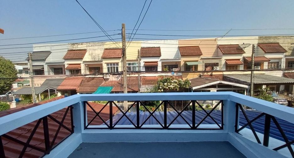 出售 和 出租 3 卧室 联排别墅 在 Thanyaburi, Pathum Thani