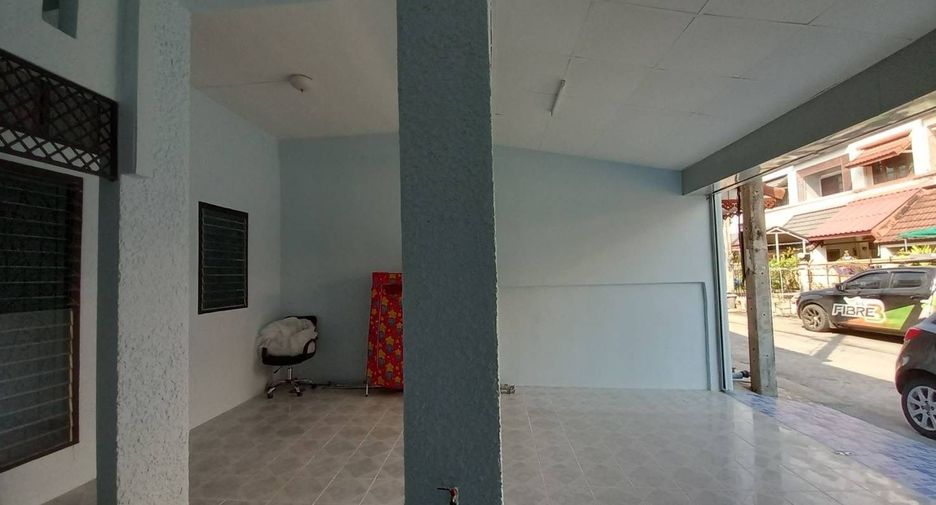 出售 和 出租 3 卧室 联排别墅 在 Thanyaburi, Pathum Thani