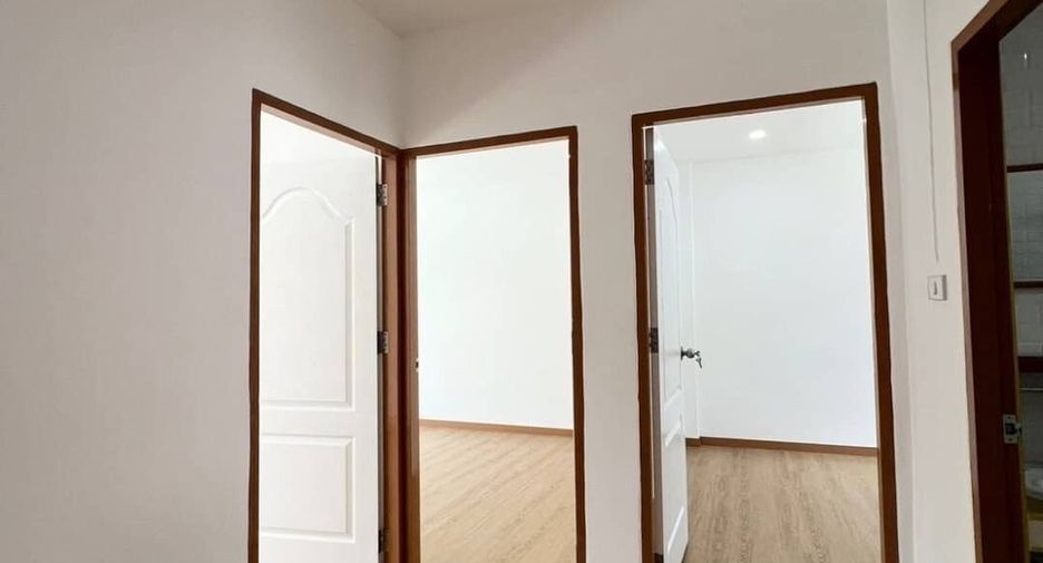 For sale 4 bedrooms townhouse in Bang Bua Thong, Nonthaburi
