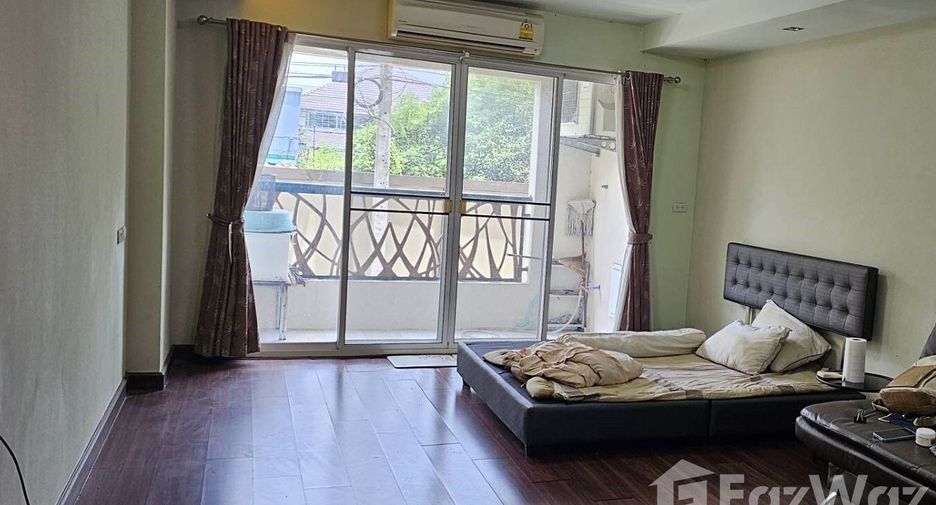 À vendre studio condo à Pak Kret, Nonthaburi