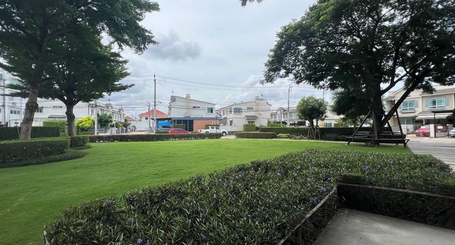 For sale 2 ベッドルーム townhouse in Bang Yai, Nonthaburi