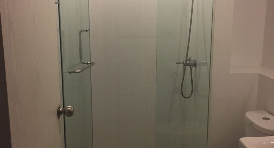 Wohnung zur Miete mit Studio in Phasi Charoen, Bangkok
