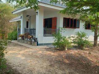 Terreno en venta en Hang Chat, Lampang