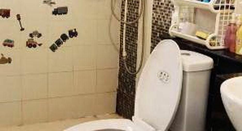 For sale 4 bedrooms house in Thanyaburi, Pathum Thani