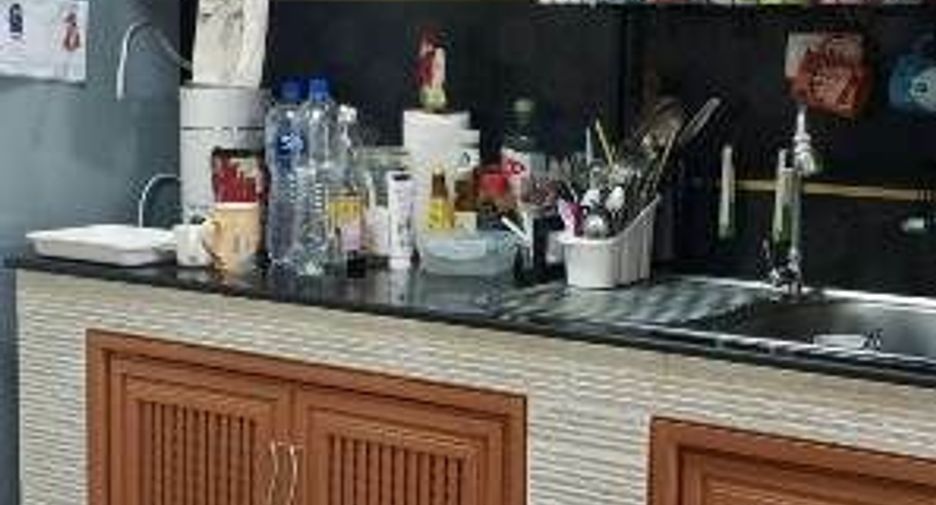 For sale 4 bedrooms house in Thanyaburi, Pathum Thani