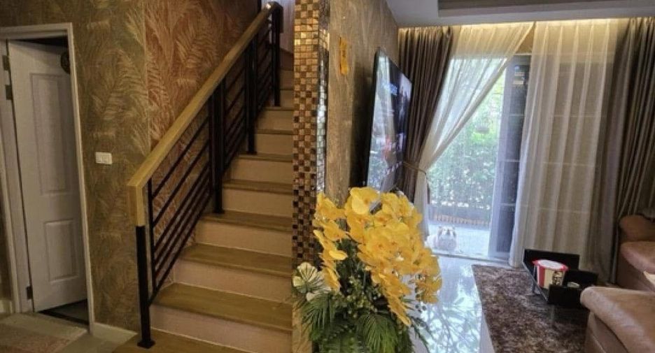 Haus zur Miete mit 4 Zimmer in Thanyaburi, Pathum Thani