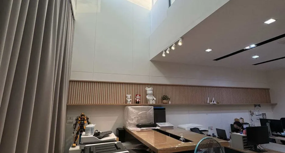 For rent office in Pak Kret, Nonthaburi