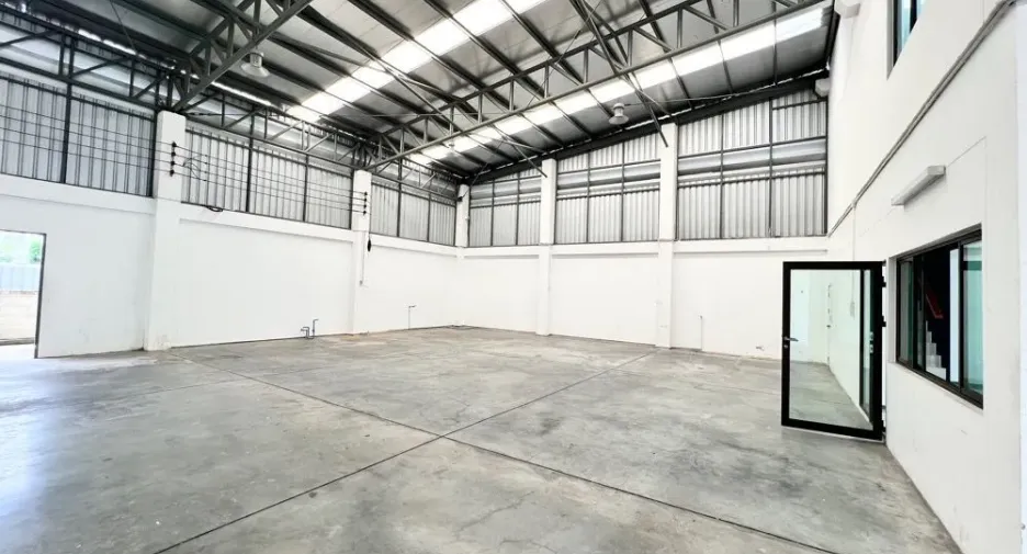 À vendre studio maison à Lam Luk Ka, Pathum Thani