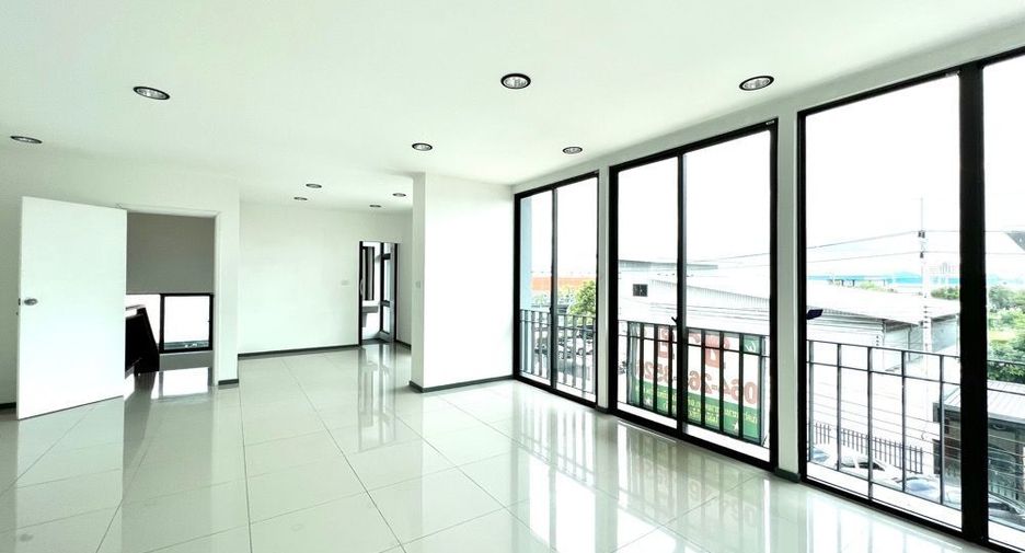 À vendre studio maison à Lam Luk Ka, Pathum Thani