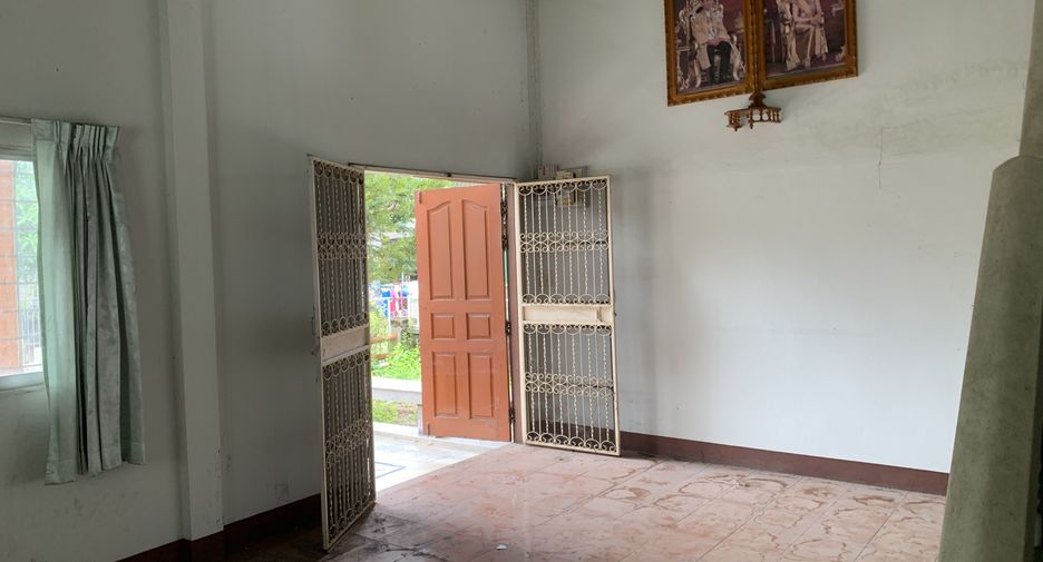 For sale 3 bedrooms house in Mueang Phrae, Phrae