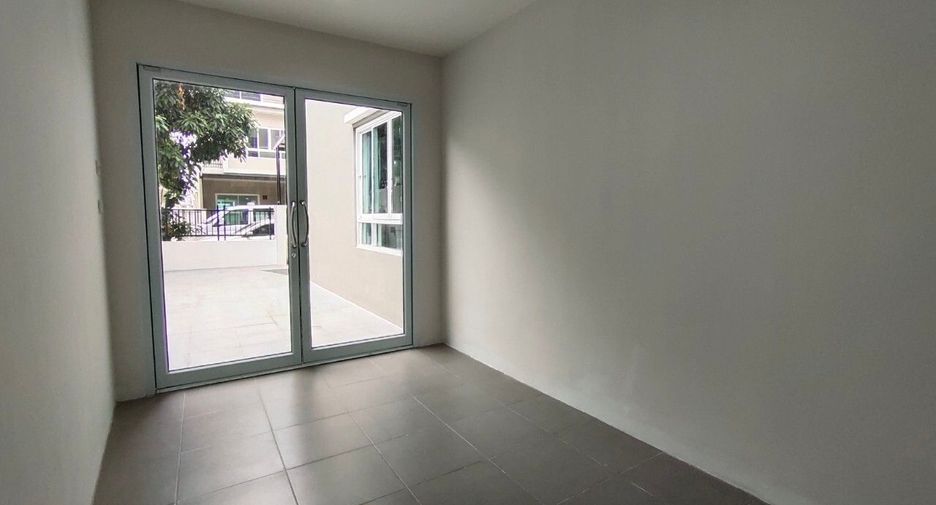 Reihenhaus zum Kauf mit 3 Zimmer in Bang Bua Thong, Nonthaburi