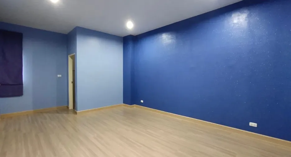 Reihenhaus zum Kauf mit 3 Zimmer in Bang Bua Thong, Nonthaburi