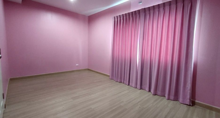 Reihenhaus zum Kauf mit 3 Zimmer in Bang Bua Thong, Nonthaburi