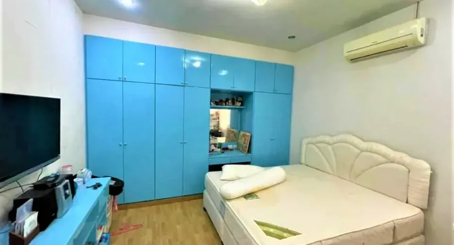For sale 3 bedrooms house in Mueang Nakhon Ratchasima, Nakhon Ratchasima