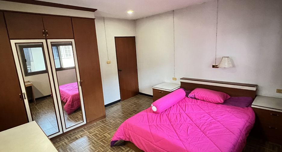 For sale 3 bedrooms house in Mueang Udon Thani, Udon Thani