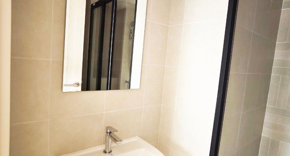 For rent studio condo in Khlong Luang, Pathum Thani