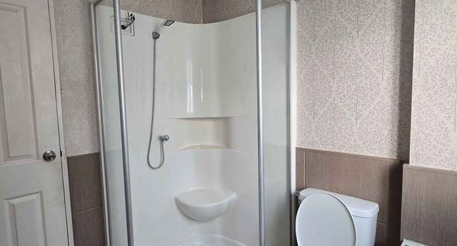 For rent 3 bedrooms house in Pak Kret, Nonthaburi