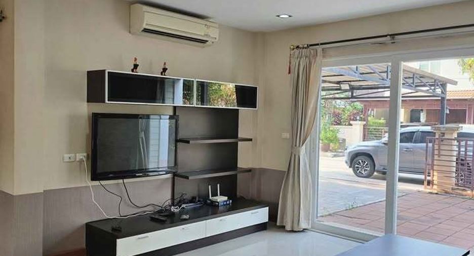 For rent 3 bedrooms house in Pak Kret, Nonthaburi