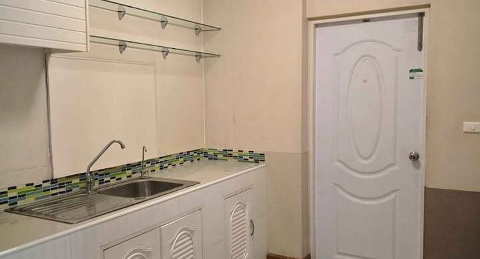 For rent 3 bedrooms house in Pak Kret, Nonthaburi
