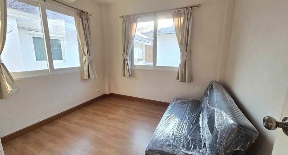 For rent 3 bedrooms house in Pak Kret, Nonthaburi